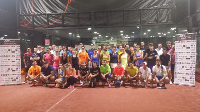 Jugadores participantes del Torneo Solidario Ilusión para Marta